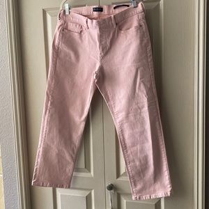 Banana Republic Premium Denim! Baby pink, cropped, girlfriend fit, size 30.